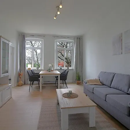 Daire Ao Hof - 03 *
